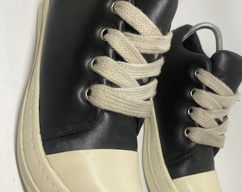 RICK OWENS Black low top Sneakers size 42