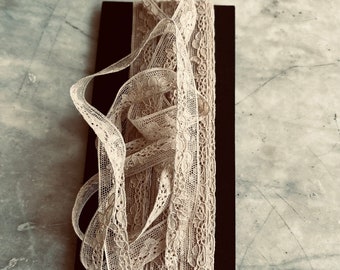 5 meters antique beige cotton narrow lace trim
