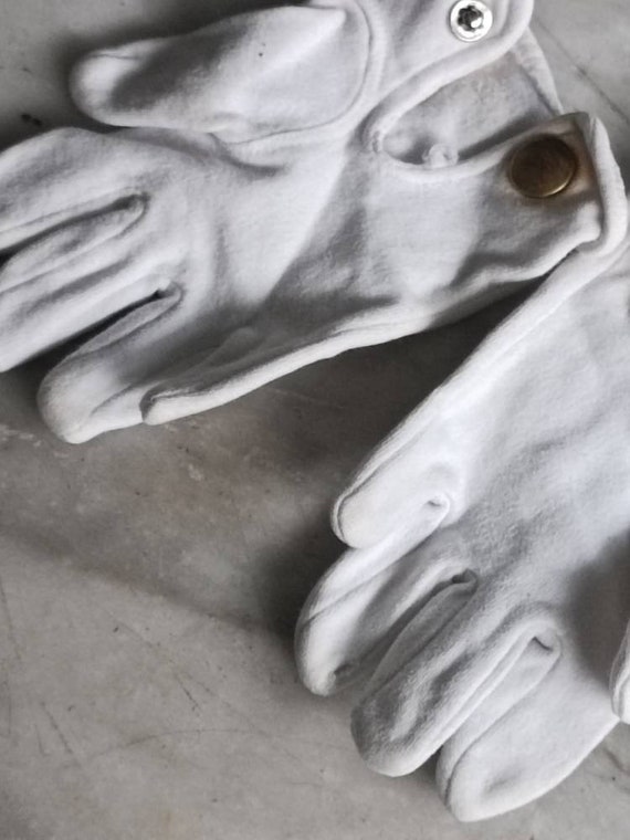 Antique white cotton childrens' gloves - image 3