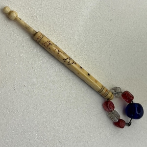 Antique Bedfordshire bone lace bobbin Ann Simpkins with spangles