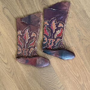Antique 19th century child&#39;s appliqué leather boots