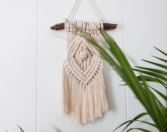 Small Macrame Wall Hanging Arte de pared tejido Boho Decor