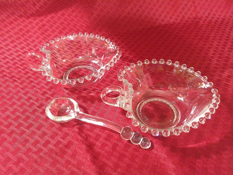 GLASS BUBBLE BOWLS, Glass Heart Shaped Bubble Edged Serving Bowls With Handles, Unique Glass Serving Ware, Cute Glass Bowls /B image 5