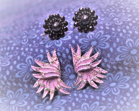 VINTAGE EARRINGS 2 PAIRS Showy Rhinestone Pink Pa… - image 1