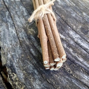 Small wooden sticks for crafting, supplies