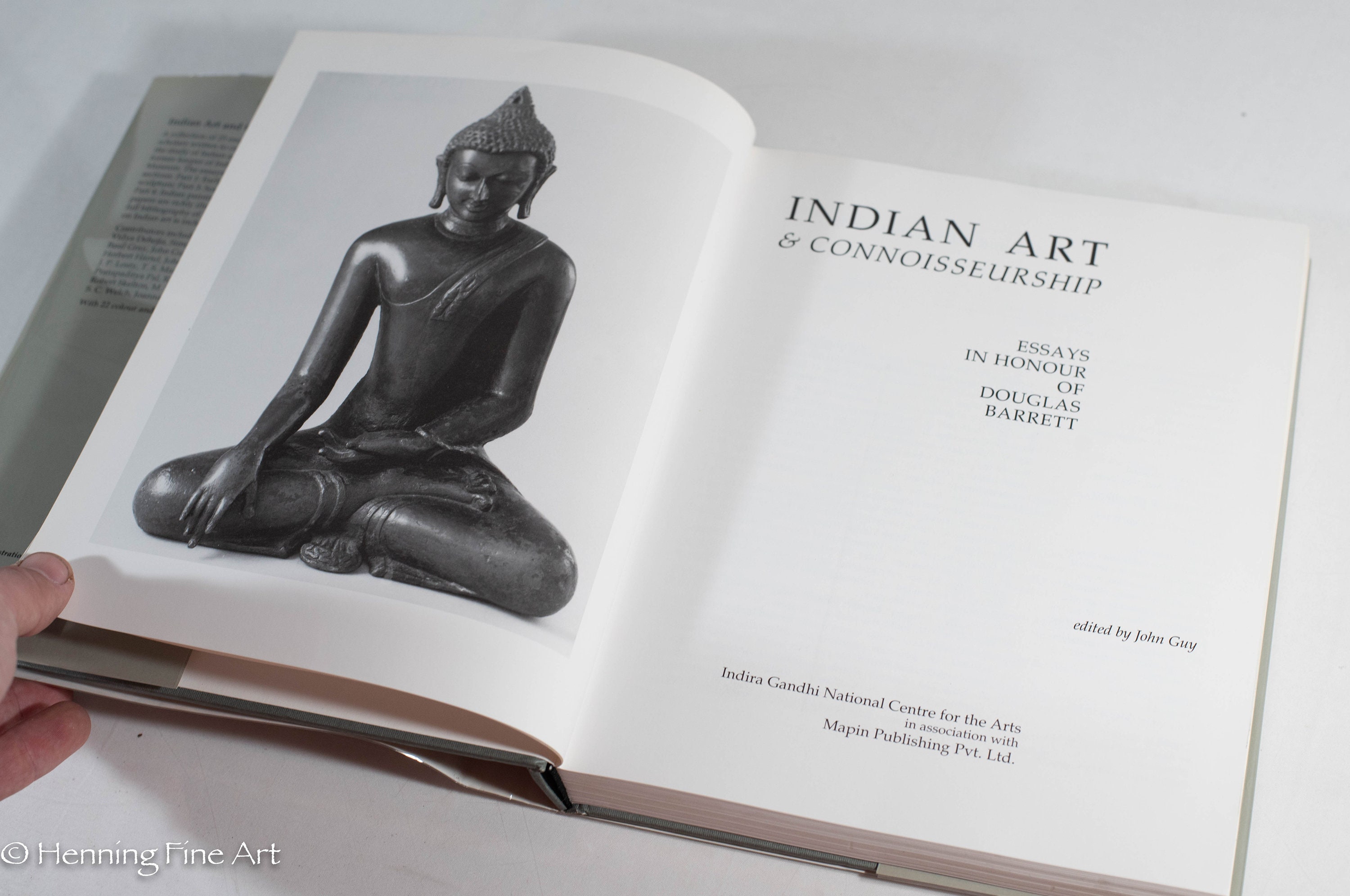 スーパーセール 半額タイムセール Indian Art Douglas of Honour in Essays Connoisseurship and 芸術、美術史