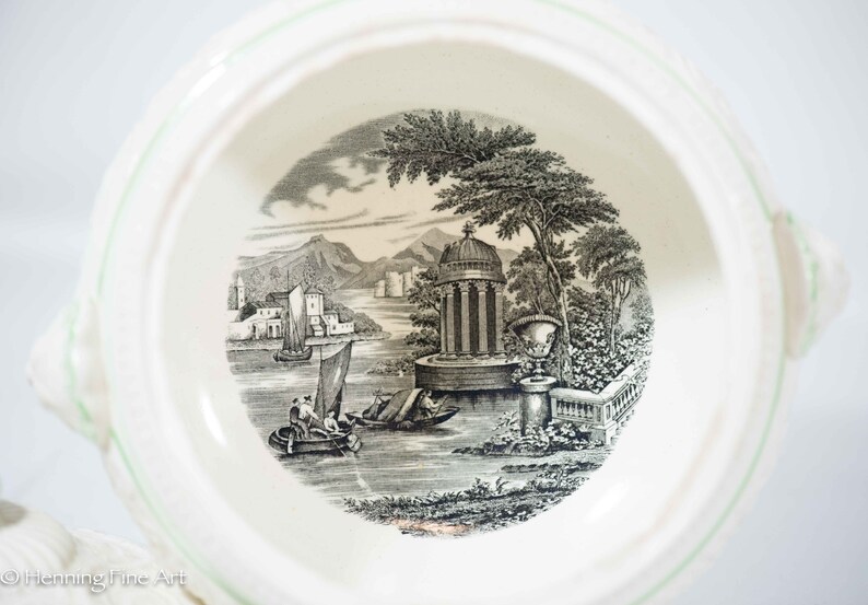 Soupière Wedgwood Candlelight – Porcelaine Blanche – Occasion