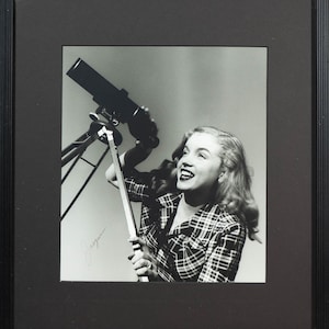 Beautiful Joseph Jasgur Marilyn Monroe Portrait Telescope Signed by Jasgur, Fine
