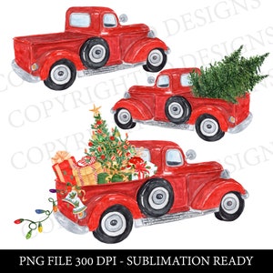 Op de afbeelding: Drie rode vintage pick-up trucks met witte wielen. De eerste truck is leeg. De tweede truck vervoert een groene kerstboom. De derde truck vervoert een kerstboom en cadeaus.