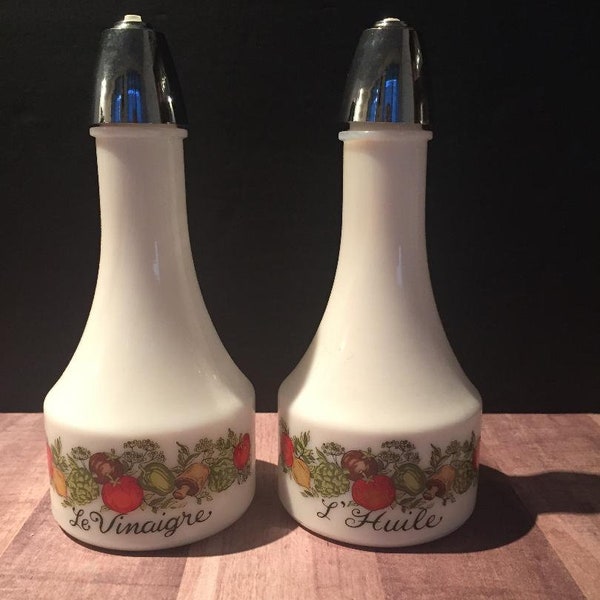 Oil Vinegar Cruets/ Gemco Spice of Life / Milk Glass/French L' Huile & Le' Vinaigre Script / Vintage 1970s Oil and Vinegar Set/