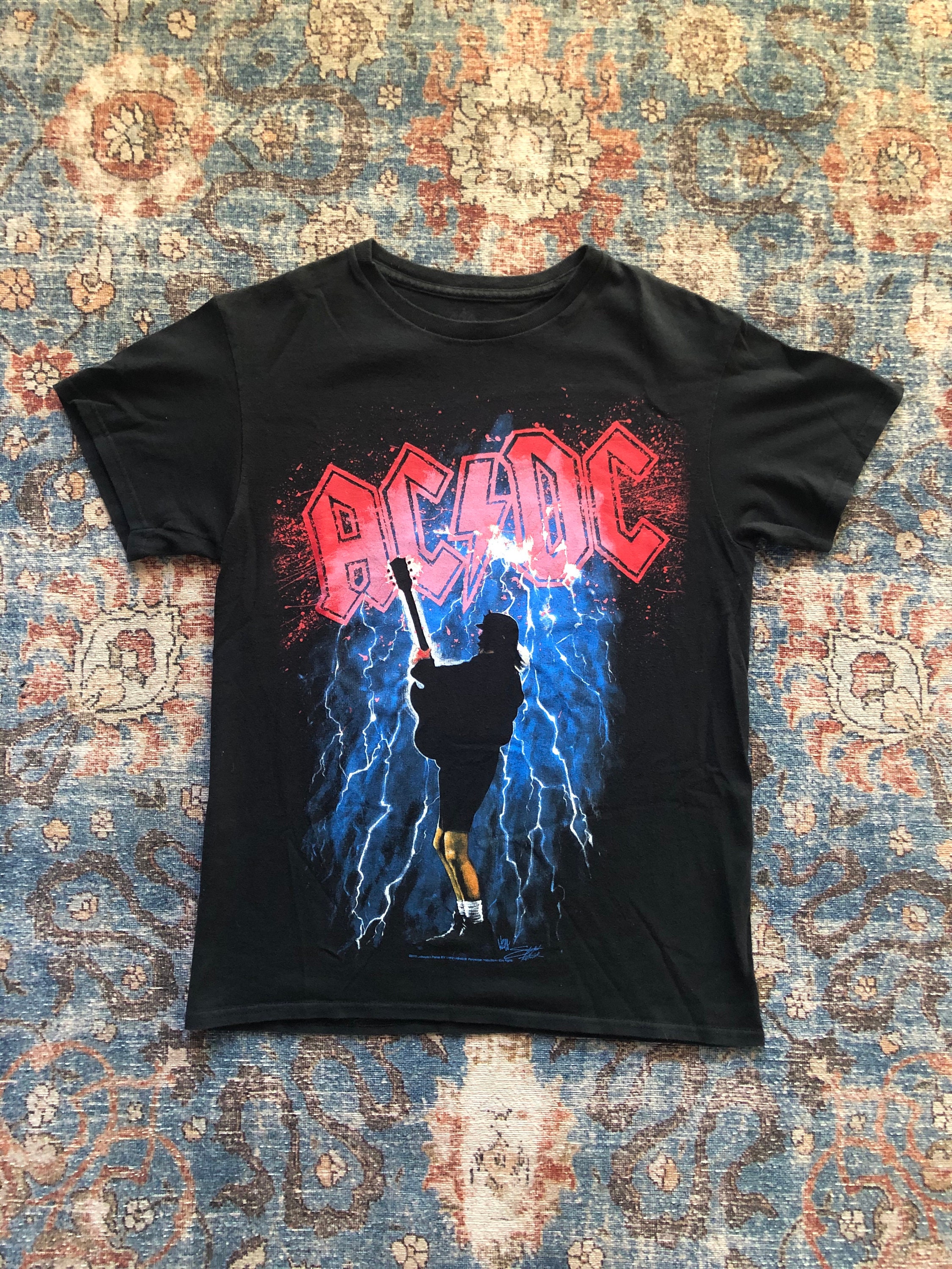 AC/DC 2015 Thunderstruck Black Vintage Distressed T-Shirt | Etsy