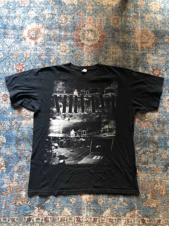 Nirvana 2009 Vintage Distressed T-Shirt