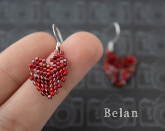 Boucles d’oreilles Red Heart, boucles d’oreilles de la Saint-Valentin, boucles d’oreilles en cœur perlé pendant, bijoux de la Saint-Valentin, boucles d’oreilles d’amour, faites à la main, boucles d’oreilles uniques