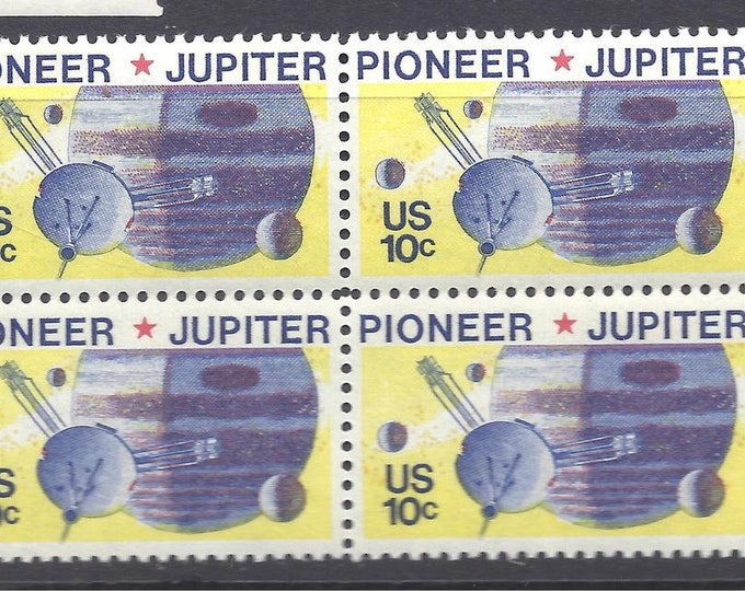 1975 Pioneer 10 and Jupiter Block of Four 10-Cent US Postage Stamps Mint Never Hinged