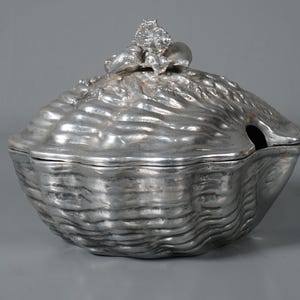 Vintage Arthur Court Terrine Soup Tureen Clam Shell Soup Bowl