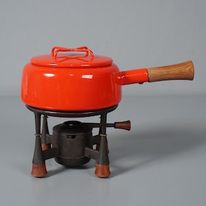 Jens QUISTGAARD Fondue enamel pot and rechaud Kobenstyle enamel teak