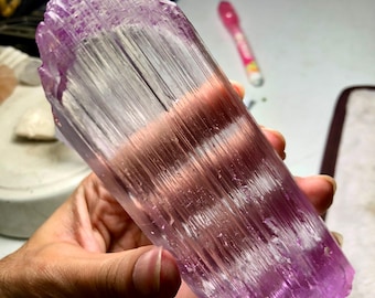 270g Rare Kunzite Crystal natural terminated Crystal from Afghanistan