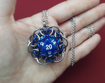 Removable D20 Pendants (8 Colors) - Chainmail D20 Capture
