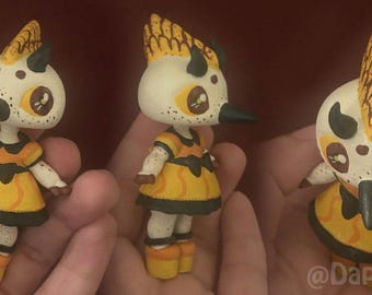 Muñeca antropomorfa OOAK de Littlest Pet Shop - Huevo endiablado
