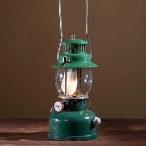 BurnsOmatic lantern lamp green
