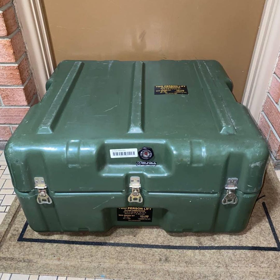 Heavy Duty HARDIGG Green Storage Shipping Case With Durable Twist and