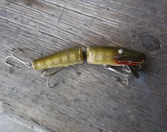 Vintage Paw Paw Wooden Jointed Pike Minnow Fishing Lure