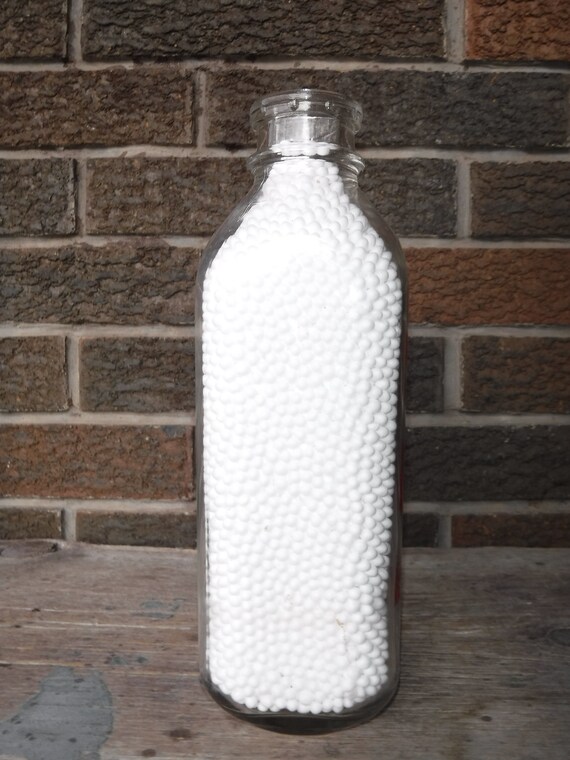 Rosebay Dairy Napanee 1/2 Pint milk Bottle Rosebay Dairy Napanee 1/2 Pint milk Bottle