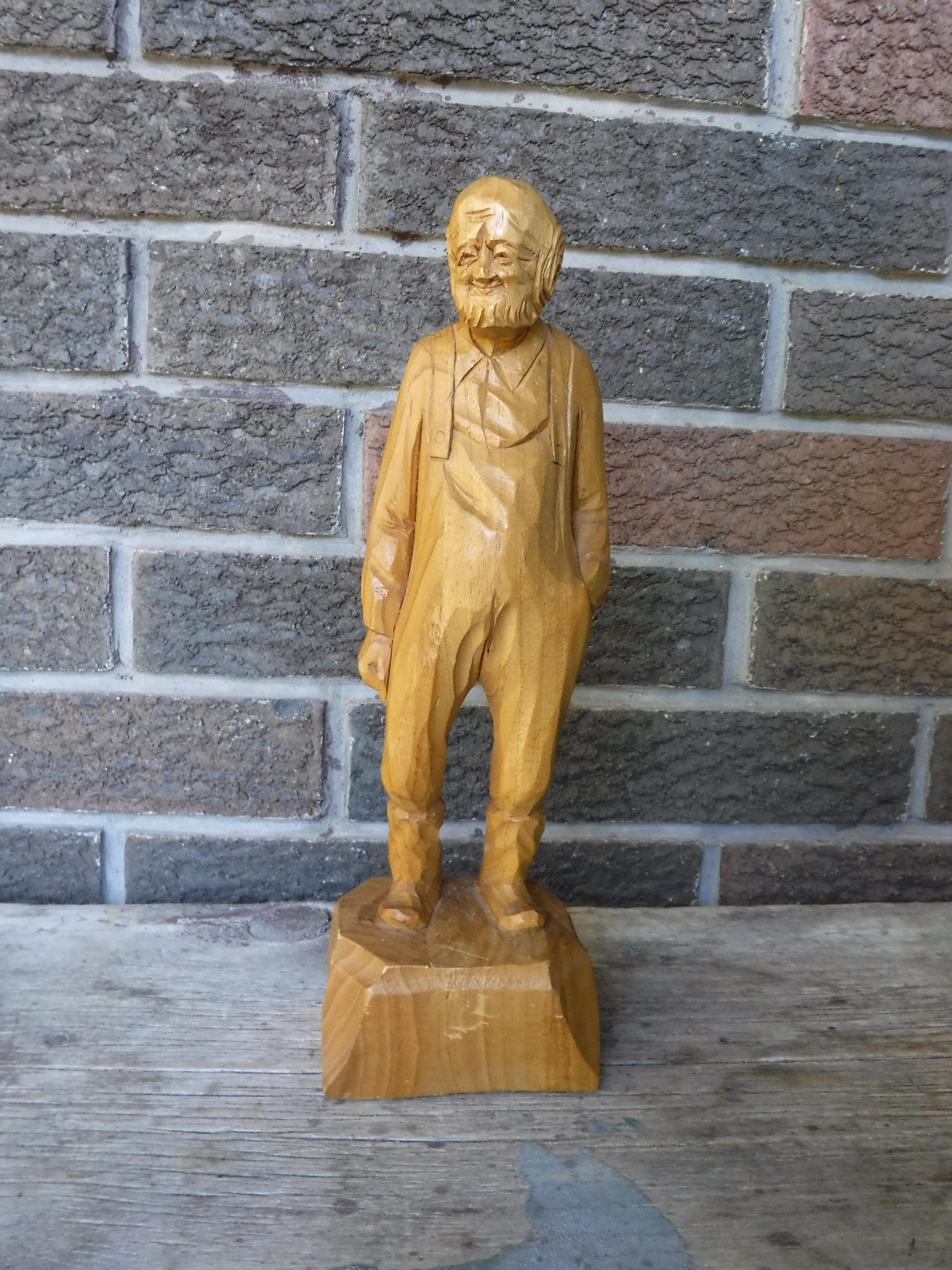 木彫人形（４体）　caron（キャロン）　カナダ製 木彫人形（4体） caron（キャロン） カナダ製 - メルカリ