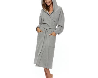 pullover sweatshirt robe