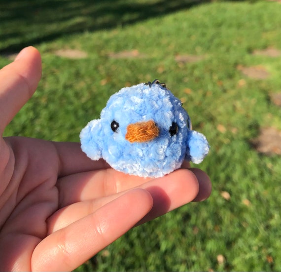 Super Soft Crochet Baby Blue Bird Keychain Bluebird Plush Amigurumi Soft Velvet Yarn Cute Keychain Keys Accessory