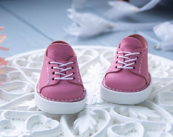 Zapatillas para muñeca española Nines d'onil de 30 cm con suela alta blanca