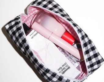 Handmade Quilted Makeup Bag / Black Gingham x Candy Pink Gingham / Cosmetic, Toiletry, Travel, Makeup bag