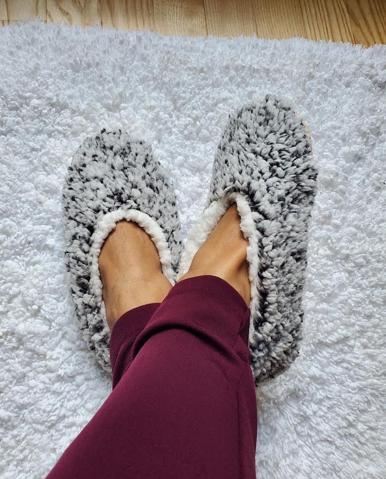 Women's Ultra Soft Slippers, Warm Faux Fur Sherpa Lined Fluffy Indoor Slipper Socks, Comfy Non Skid House Shoes, Gift For Her, Gift For Mom image 3