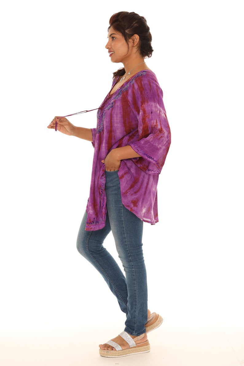 Women's Tie Dye Tunic Top with Embroidery Neckline, Boho Tunic Top With Rhinestone Accent, Plus Size Tunic Top, Spring Summer Tops For Women zdjęcie 10