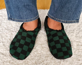 Soft Comfy Indoor Slippers For Men, Assorted Pattern Warm Slipper Socks, Faux Fur Insulated House Shoes, Non Slip Soft Sole House Slippers