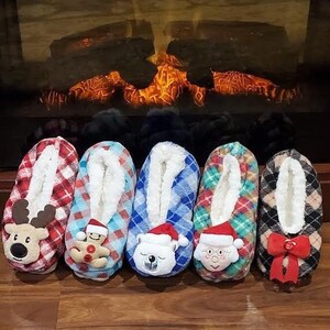 Women's Comfy Festive Indoor Slippers, Cozy Christmas Sherpa House Slippers with 3D Applique, Non Skid Warm Slipper Socks, Christmas Gift