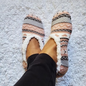 Women&#39;s Comfy Indoor Slippers, Non Skid Slipper Socks For Ladies, House Shoes, Cozy Women’s Booties, Gift For Girlfriend, Gift For Mom