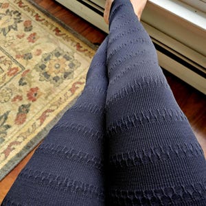Textured Fleece Lined Fall Winter Leggings For Women, Soft Leggings In Black Patterns, Comfy Seamless Everyday Leggings, Fashion Leggings