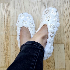 Women&#39;s Stylish Comfy Slippers, Non Skid Slipper Socks, Soft Sole Indoor Slippers, Cozy House Shoes, Gift For Her, Valentine&#39;s Day Gift