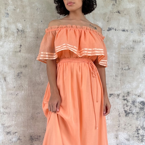 Vintage 70s Off Shoulder Ruffled Peach Maxi Dress - image 3