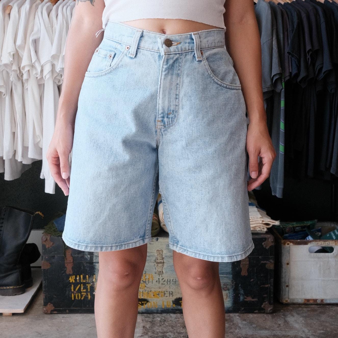 Vintage 90s Levi's 560 Denim Shorts Size 27 - Etsy
