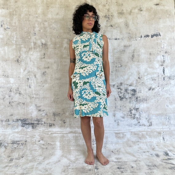 Floral shift dress sleeveless hotsell