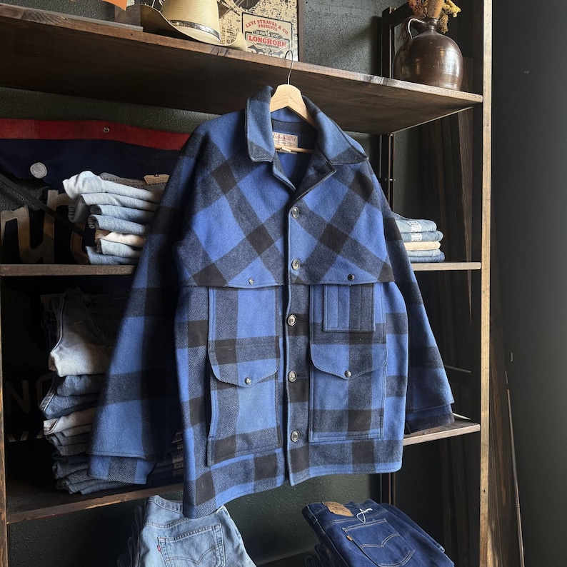 Vintage 70s Filson Mackinaw Cruiser Jacket Size 44 Cobalt Blue Buffalo image 2