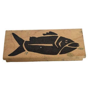 Sello de goma con patatas calientes, pez, día del padre, tarjeta con animales de la naturaleza