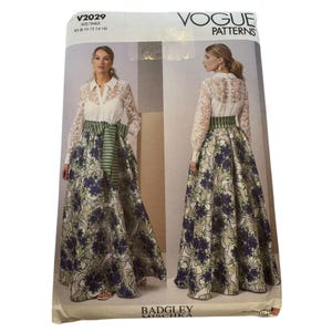 Patrón de costura Vogue V2029 Vestido largo con encaje floral de Badgley Mischka talla 8-16