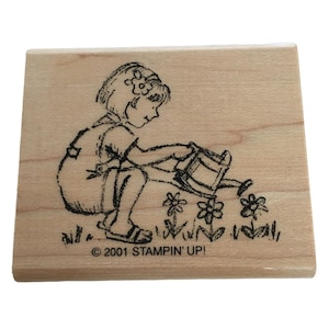 Tampon en caoutchouc Stampin Up Fille Arrosoir Fleurs Jardin Grandir Printemps Fabrication de cartes