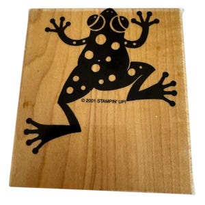 Stampin Up Wood Rubber Stamp Spotted Frog Toad Climbing Spring Pond Nature Fun