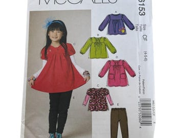Wzór do szycia McCalls M6153 Bluzki dla dzieci i dziewcząt, sukienki, legginsy, rozmiary 4T-6