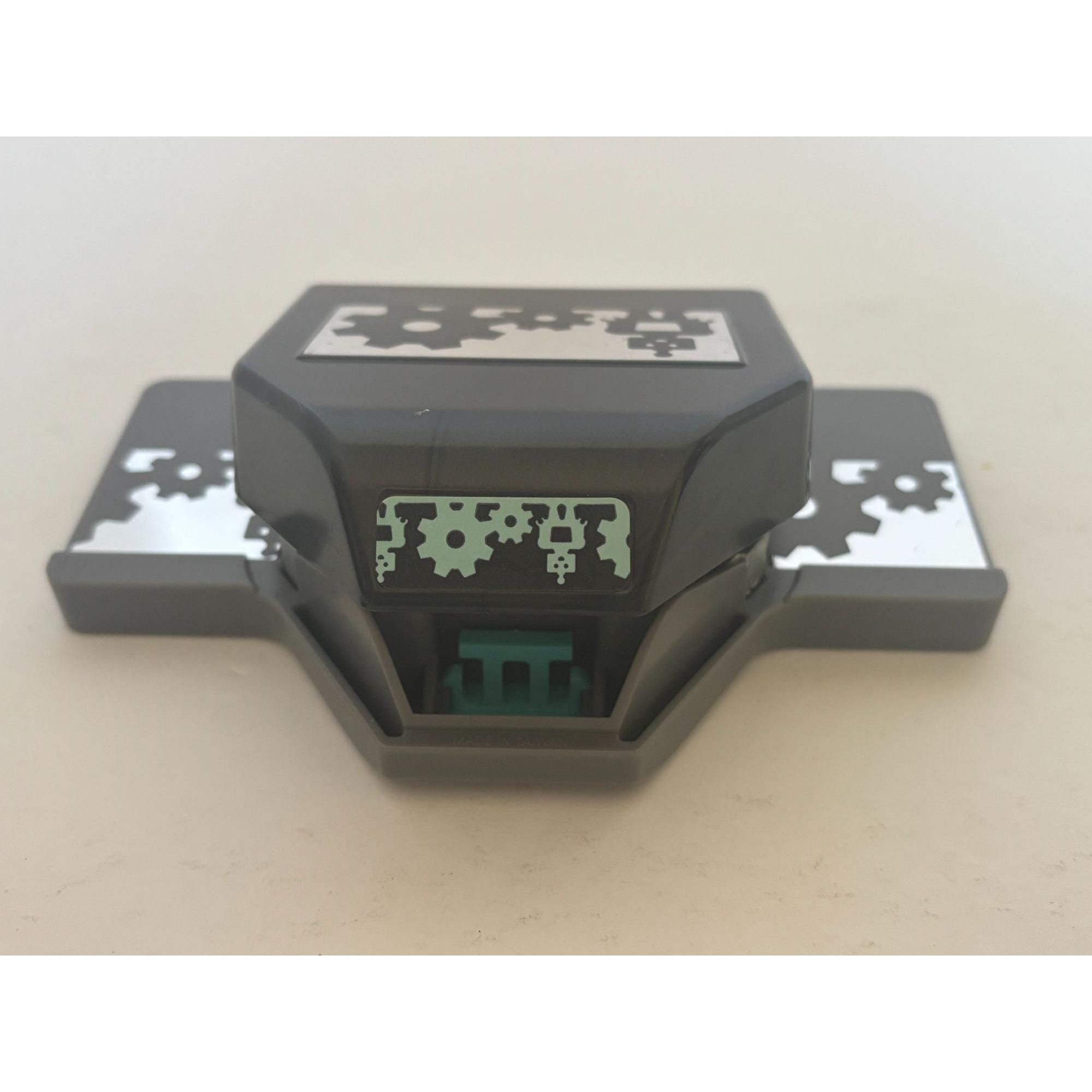 EK Success Robots Gear Border Paper Punch Large Edger Craft Tool