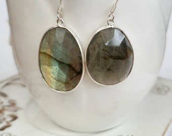 labradorite silver earrings,dangle drop earring,statement  earrings,labradorite sterling silver  earrings,gemstone  earrings,gift for her